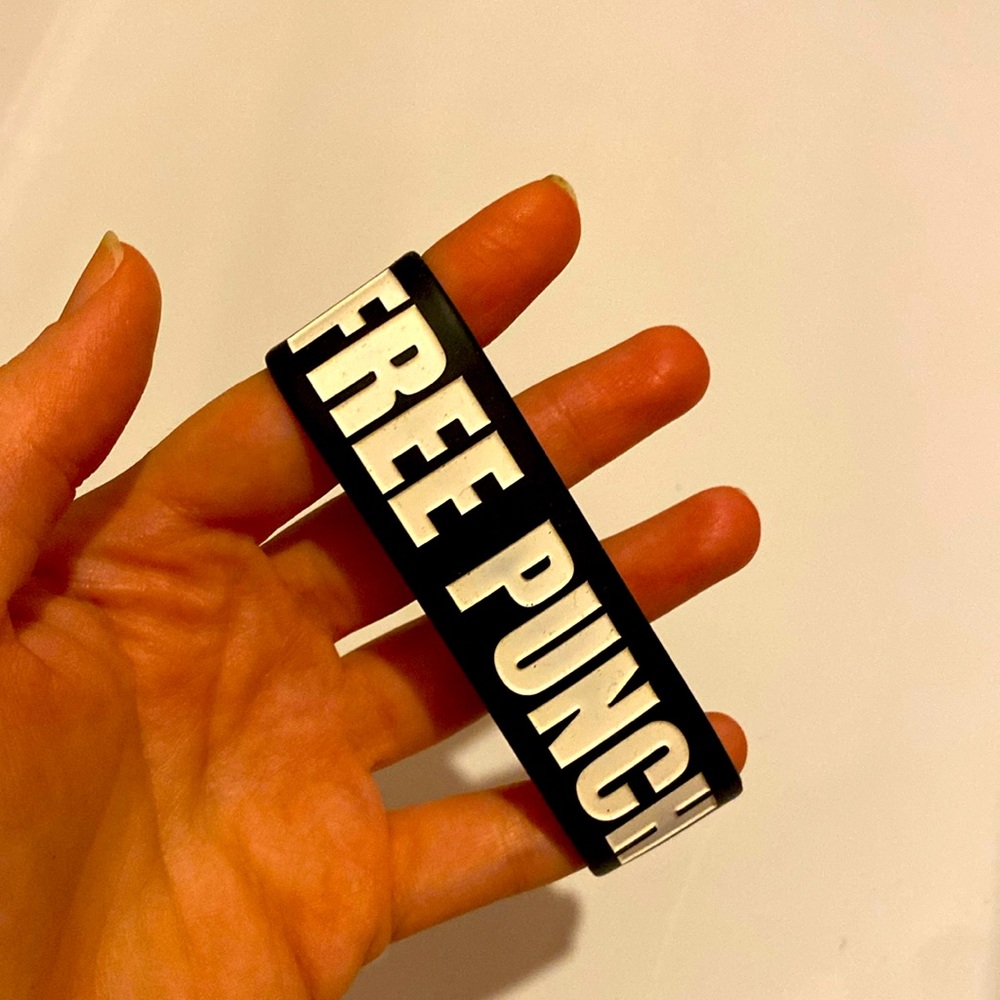 Hot Topic Vintage Wristband: FREE PUNCHES IN THE FACE